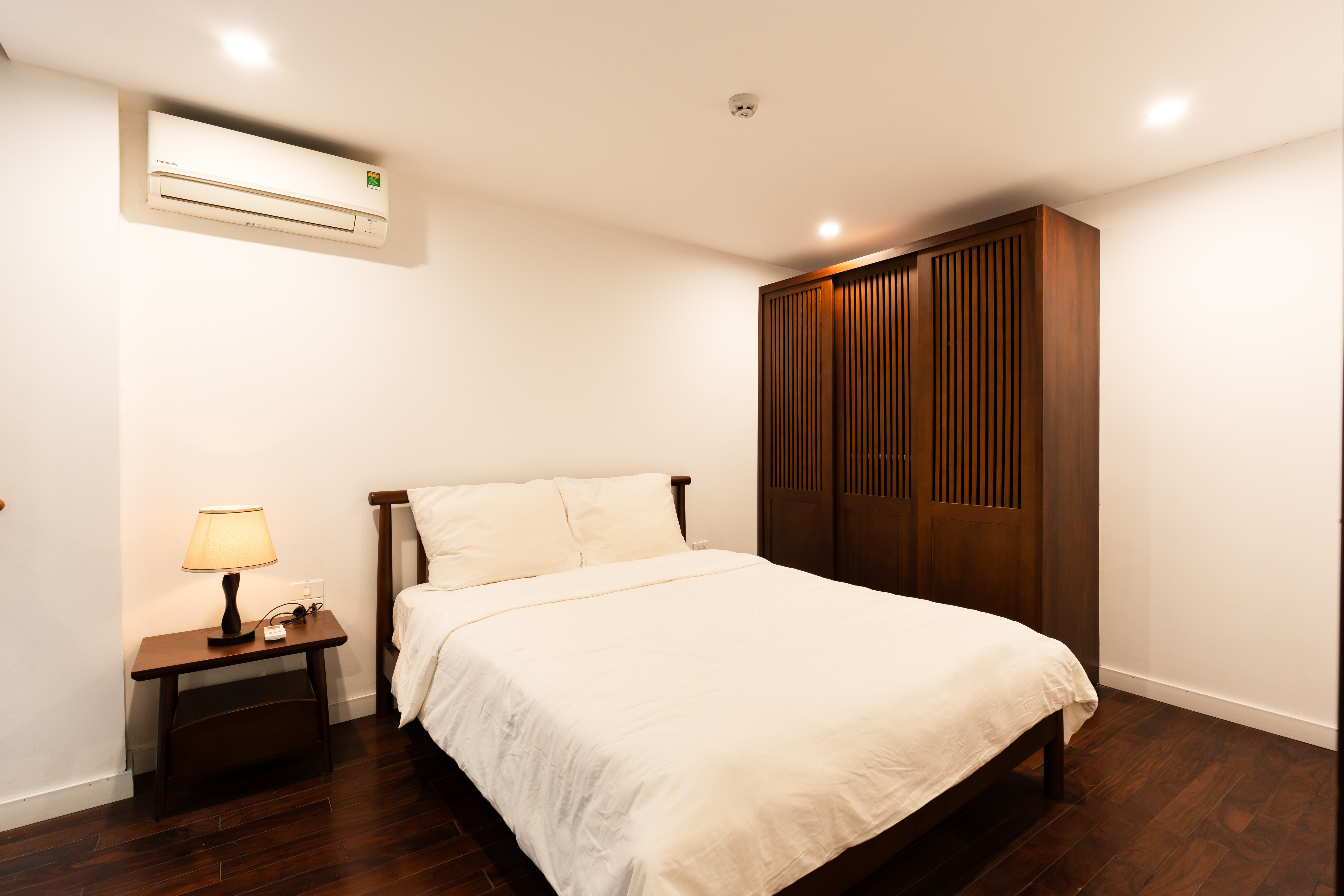 Cho thuê căn hộ 3PN, rộng 120m2 tại Vũ Miên, Tây Hồ, đầy đủ nội thất mới đẹp, hiện đại, cao cấp 3