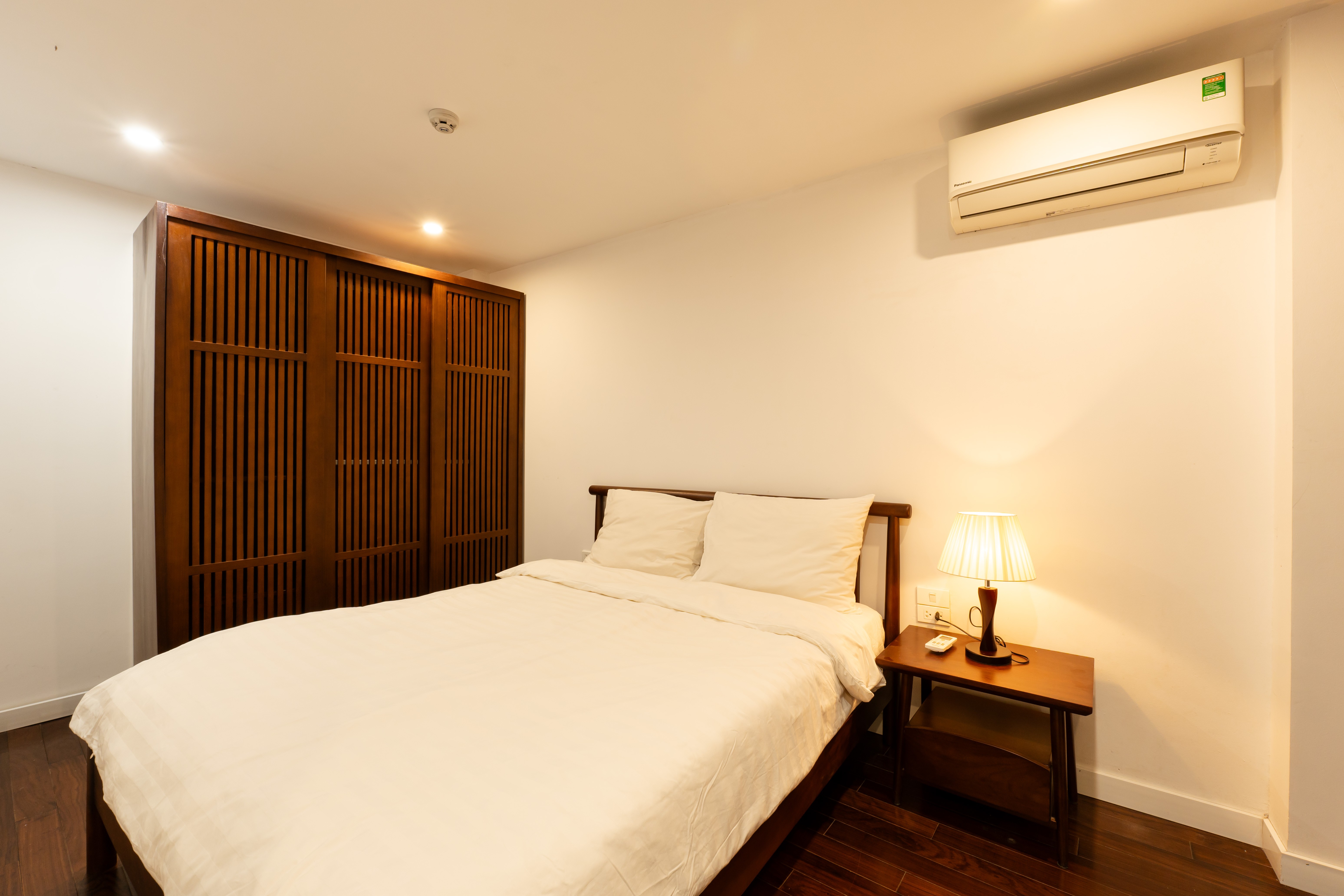 Cho thuê căn hộ 3PN, rộng 120m2 tại Vũ Miên, Tây Hồ, đầy đủ nội thất mới đẹp, hiện đại, cao cấp 6