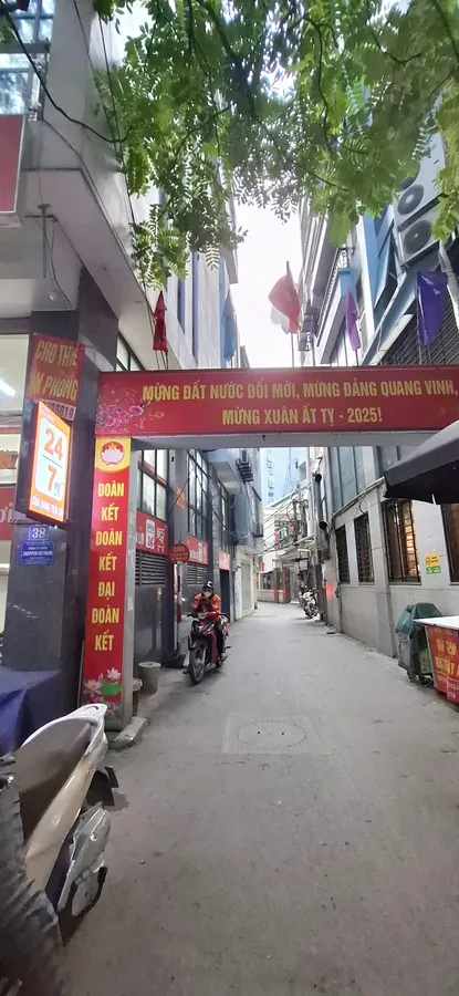 BÁN NHÀ LÔ GÓC 3 THOÁNG GẦN PHỐ DỊCH VỌNG HẬU – CẦU GIẤY – 33M2 – GIÁ 6,5 TỶ 2