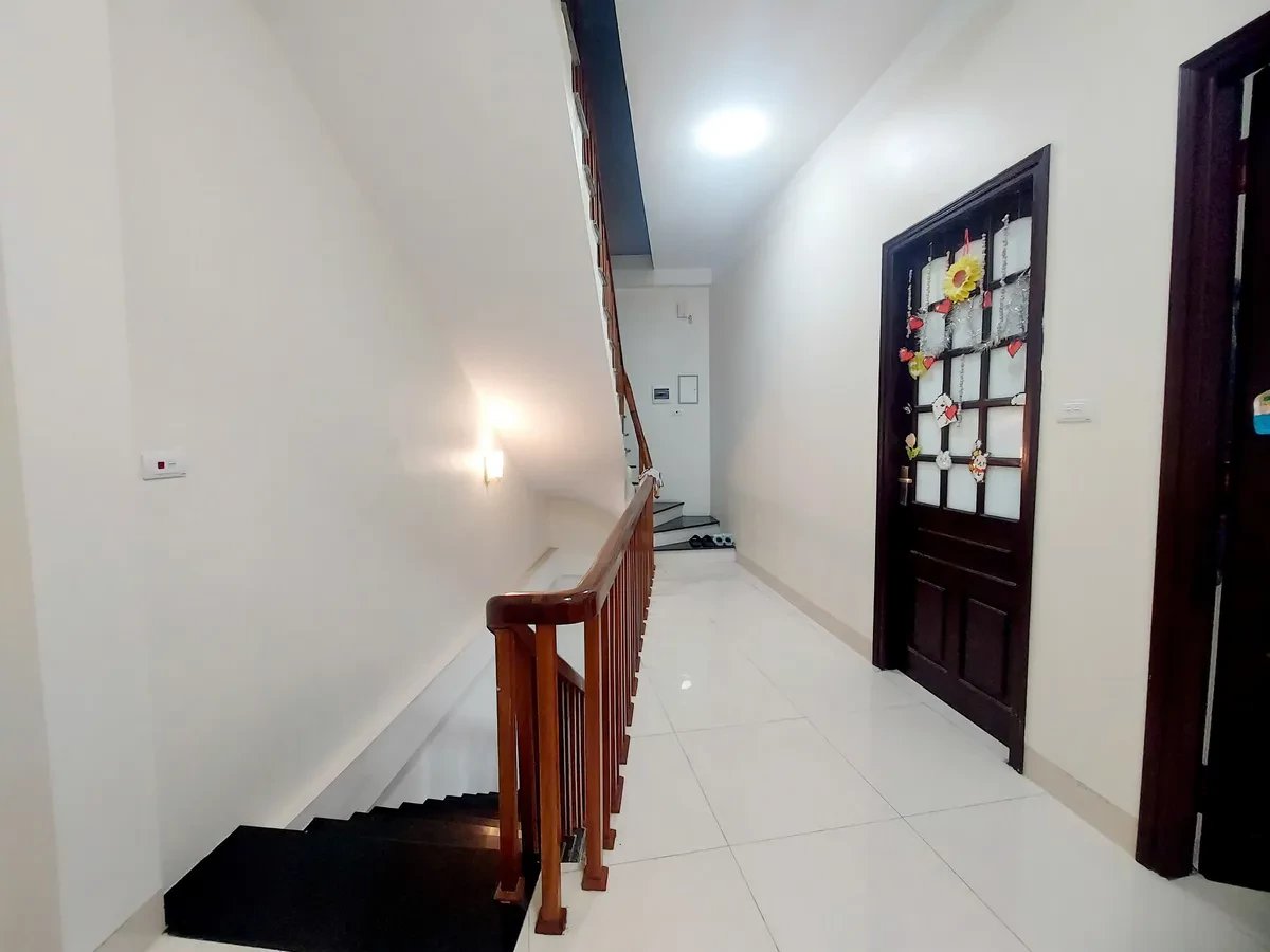 Bán nhà 31m², 1PN, 2WC, ngõ Bằng B, Định Công, Hoàng Mai, 5.6 tỷ, sổ đỏ