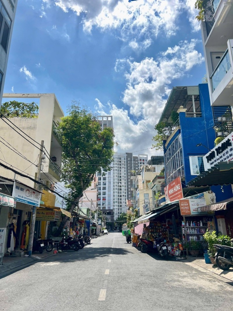 Bán nhà mặt tiền chợ Hiệp Tân-ngang 5m-sổ vuông-nhà mới-kinh doanh đỉnh