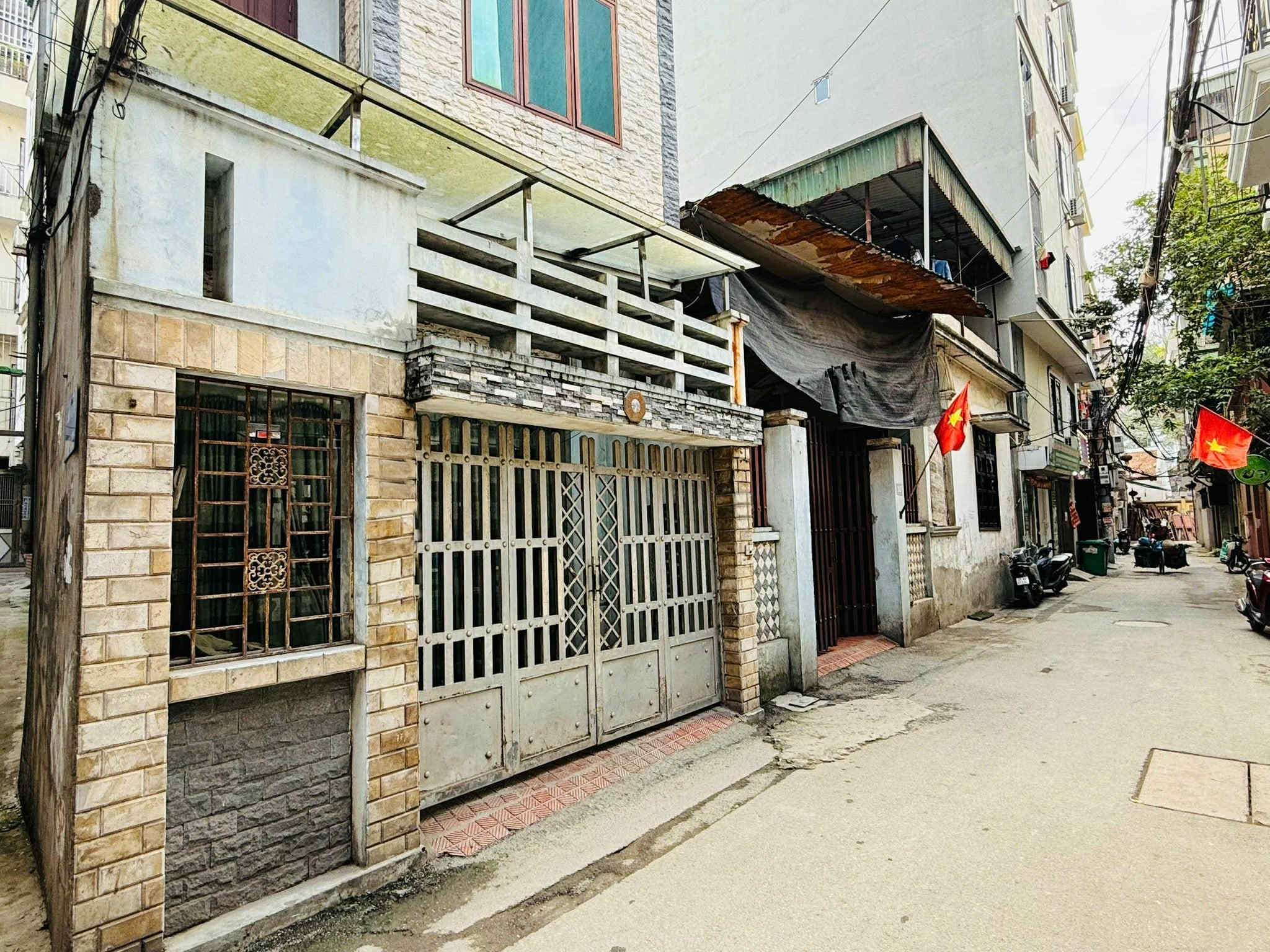 BÁN NHÀ PHỐ NGỌC THỤY-MẶT NGÕ THÔNG KINH DOANH-ÔTÔ VÀO NHÀ-103M 17xTỶ-TIỆN ÍCH ĐẦY ĐỦ