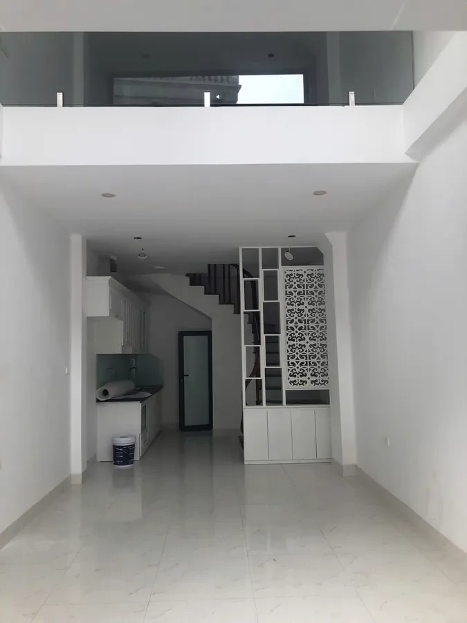 NHÀ MỚI KINH DOANH Ô TÔ ĐỖ CỬA Phúc Lợi 32M2,X 5 Tầng,MT 3.4mX 6.8 tỷ Long Biên. 5