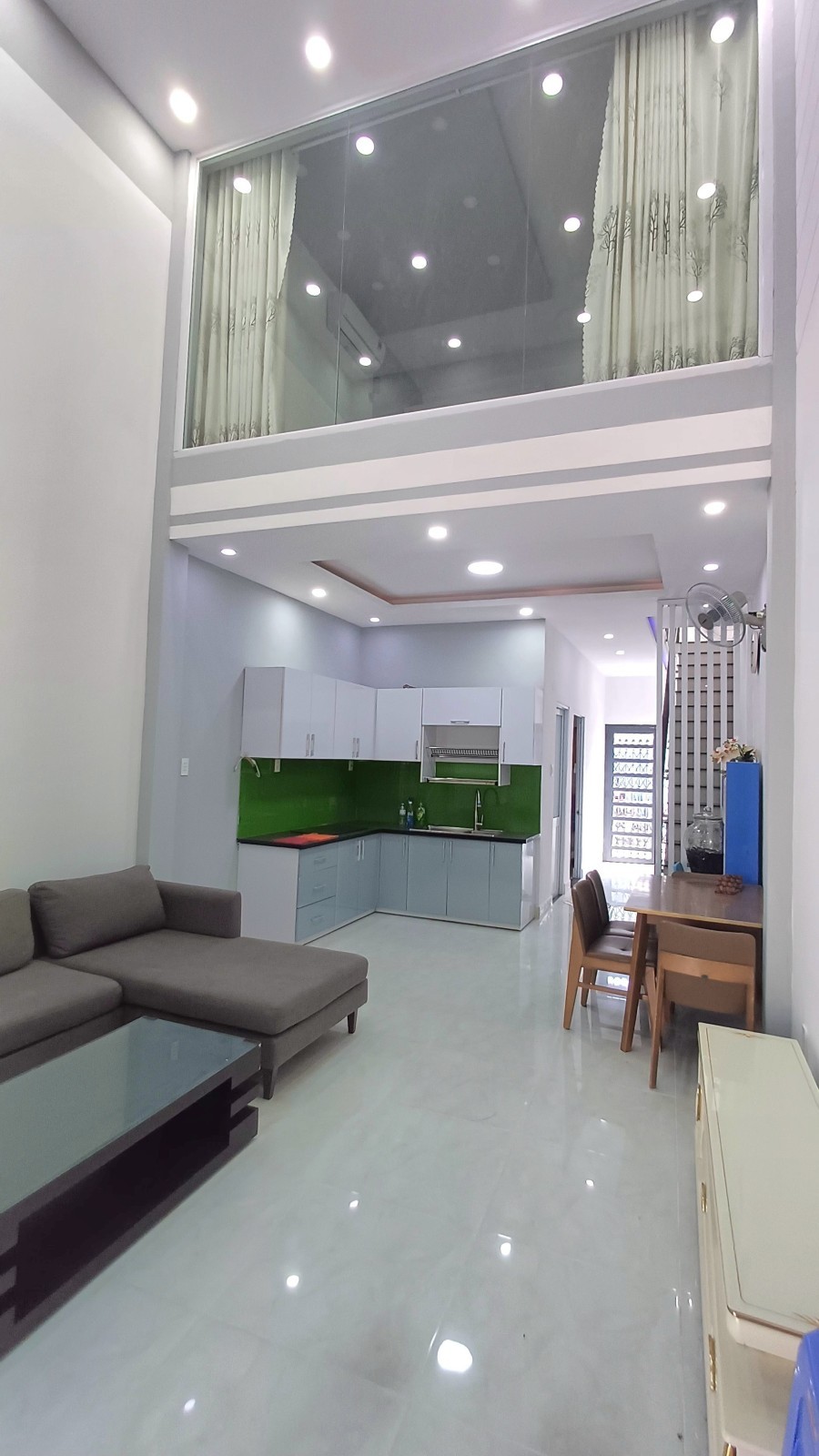 BÁN NHÀ ĐƯỜNG PHẠM VĂN CHIÊU GÒ VẤP -  2 TẦNG -  36M2 - Vuông Vức - CHỈ 4 TỶ 050.