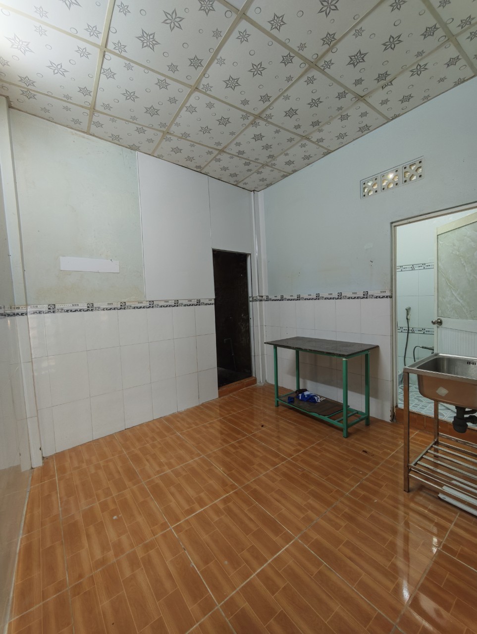 22. Nhà 3,5 triệu gần bệnh viện 121 3