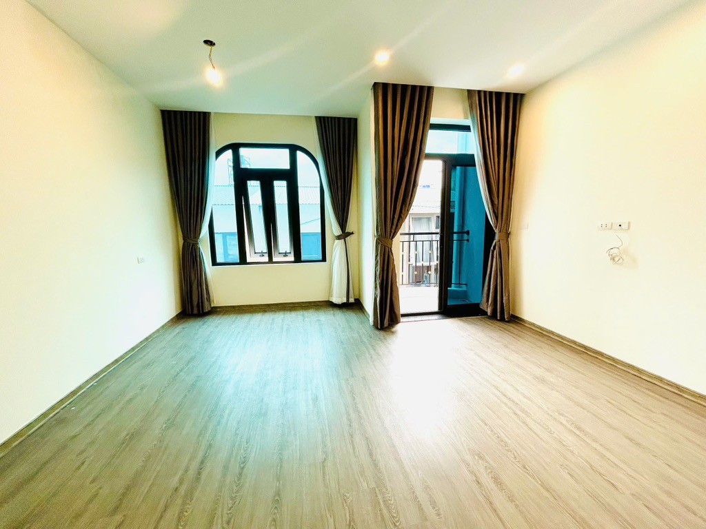 Cần bán Nhà mặt tiền đường Ngọc Hồi, Phường Thanh Trì, Diện tích 55m², Giá 13.5 Tỷ 2