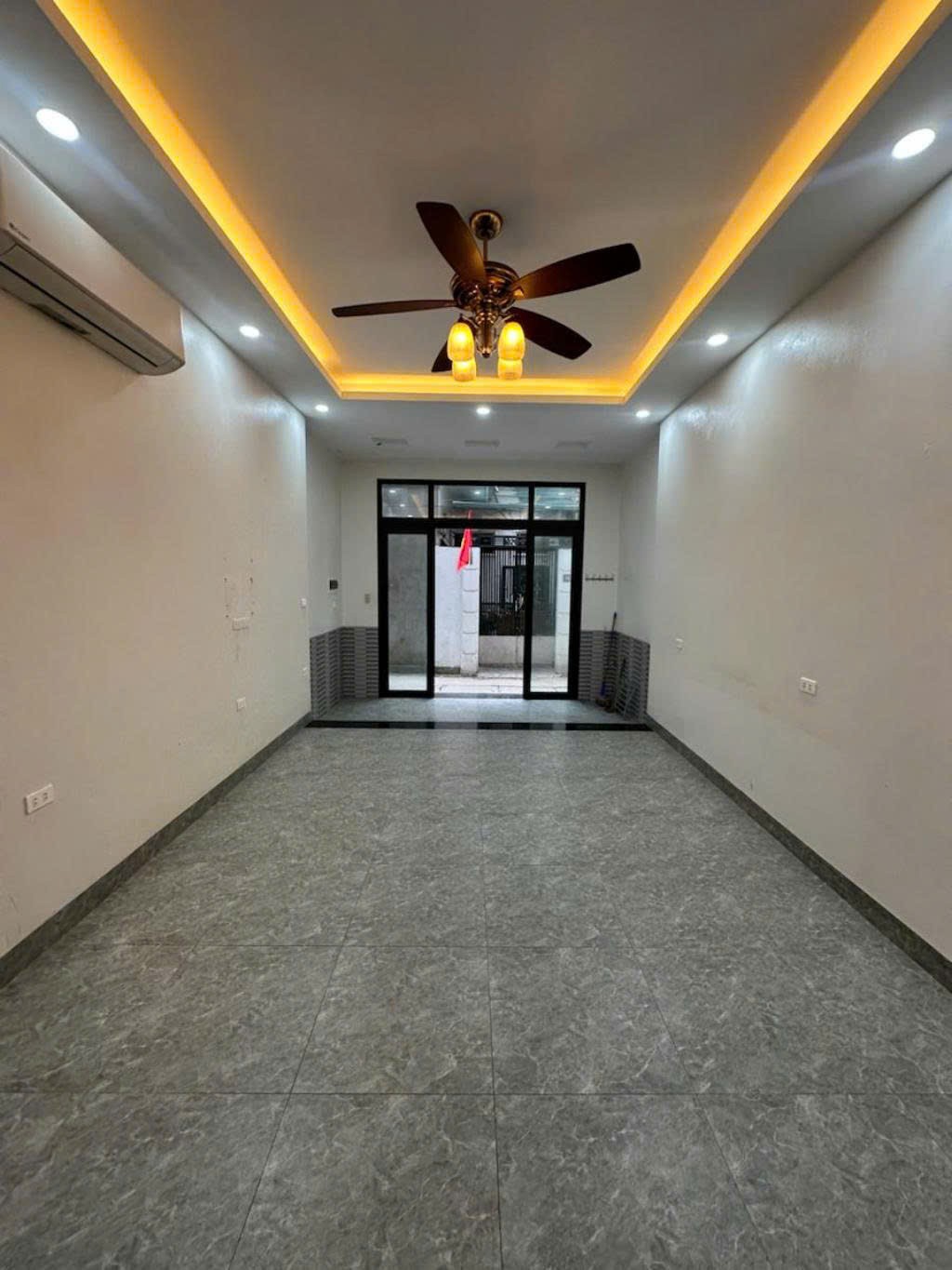 Cần bán Nhà mặt tiền đường Hoàng Mai, Phường Hoàng Văn Thụ, Diện tích 46m², Giá 8.9 Tỷ 4