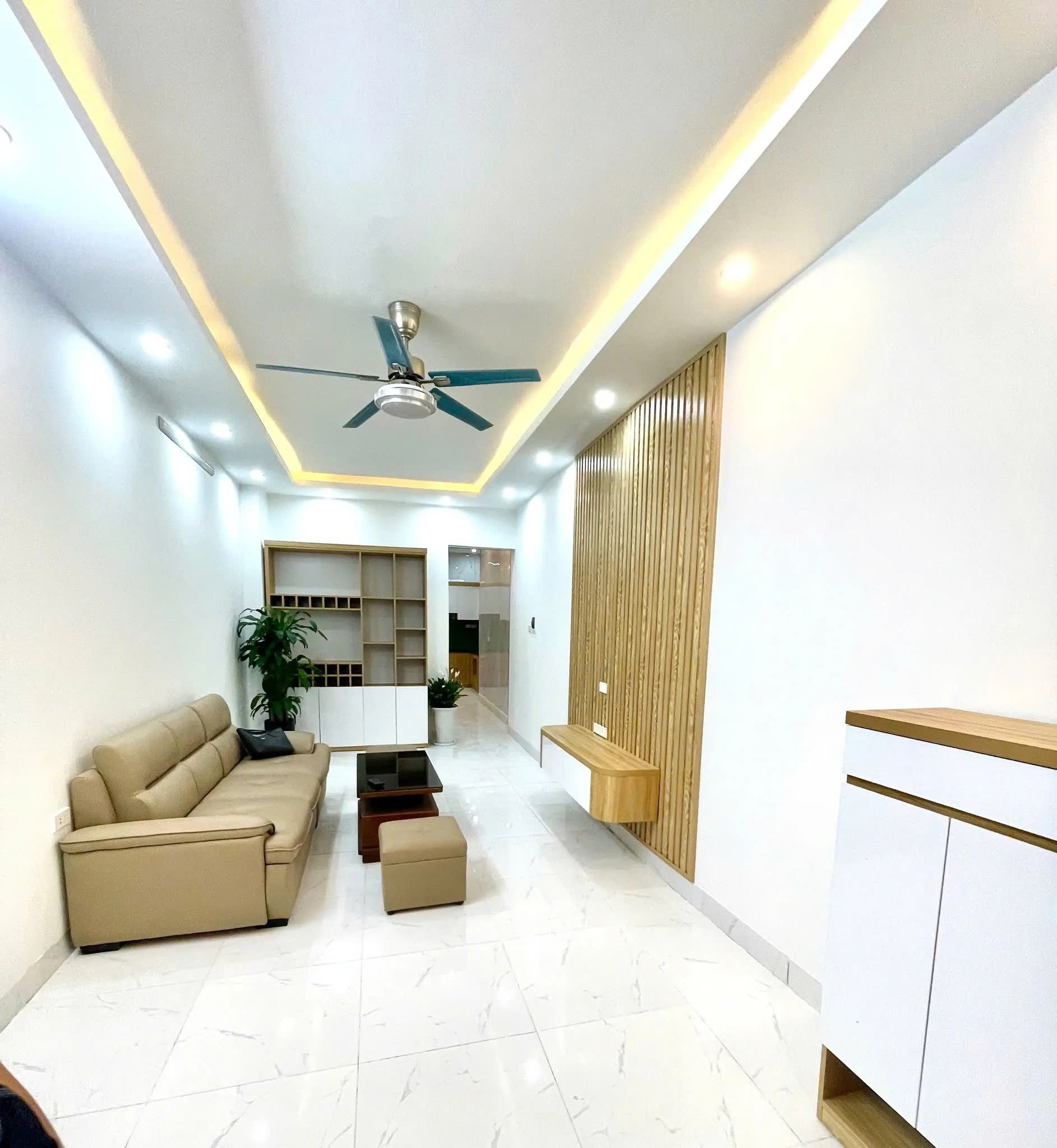 bán nhà  Hòa Bình 46m2  3 tầng. mặt tiền 3.2. giá  6.65 tỷ Đống Đa Hà Nội 2
