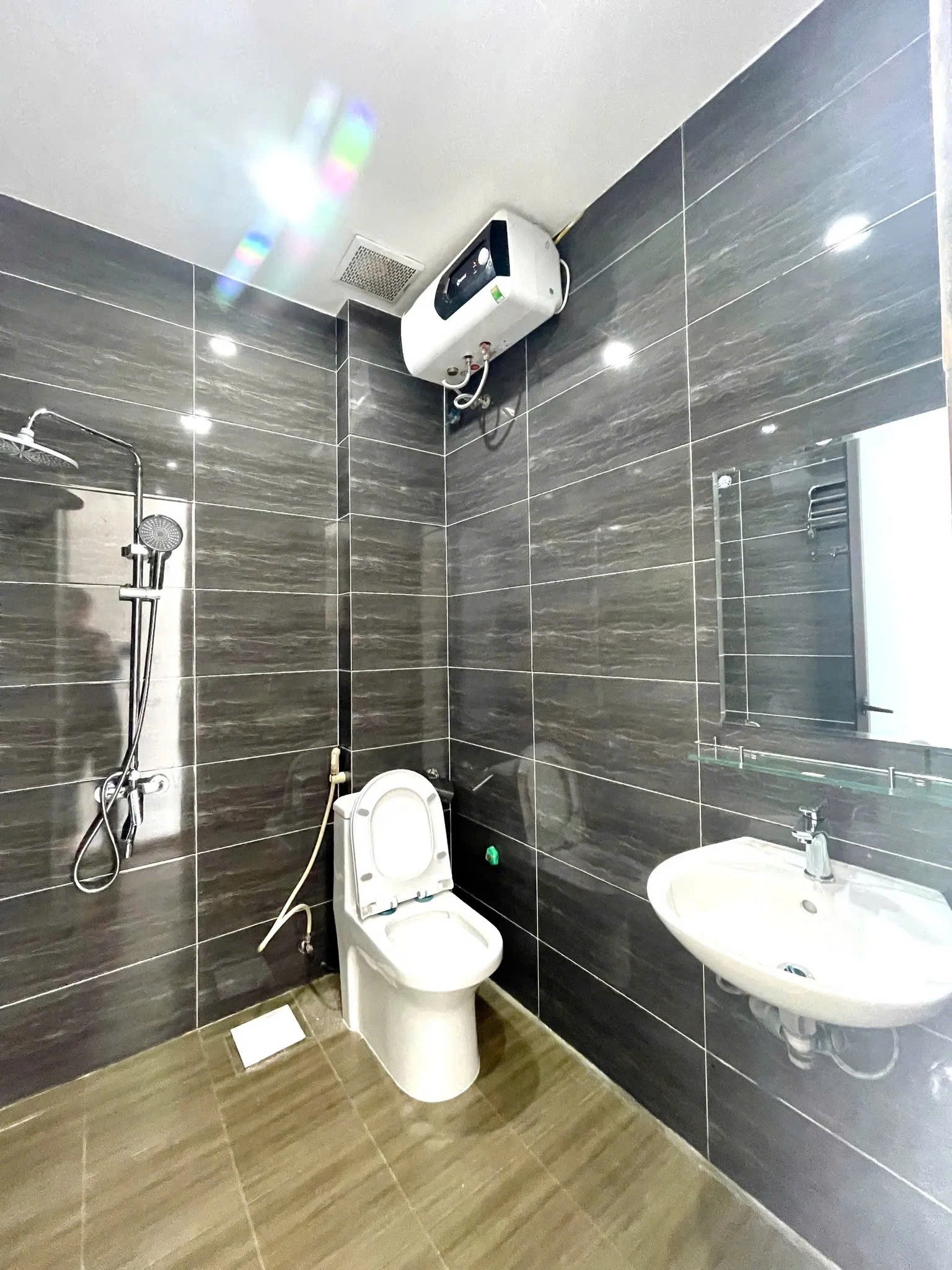 bán nhà  Hòa Bình 46m2  3 tầng. mặt tiền 3.2. giá  6.65 tỷ Đống Đa Hà Nội 3