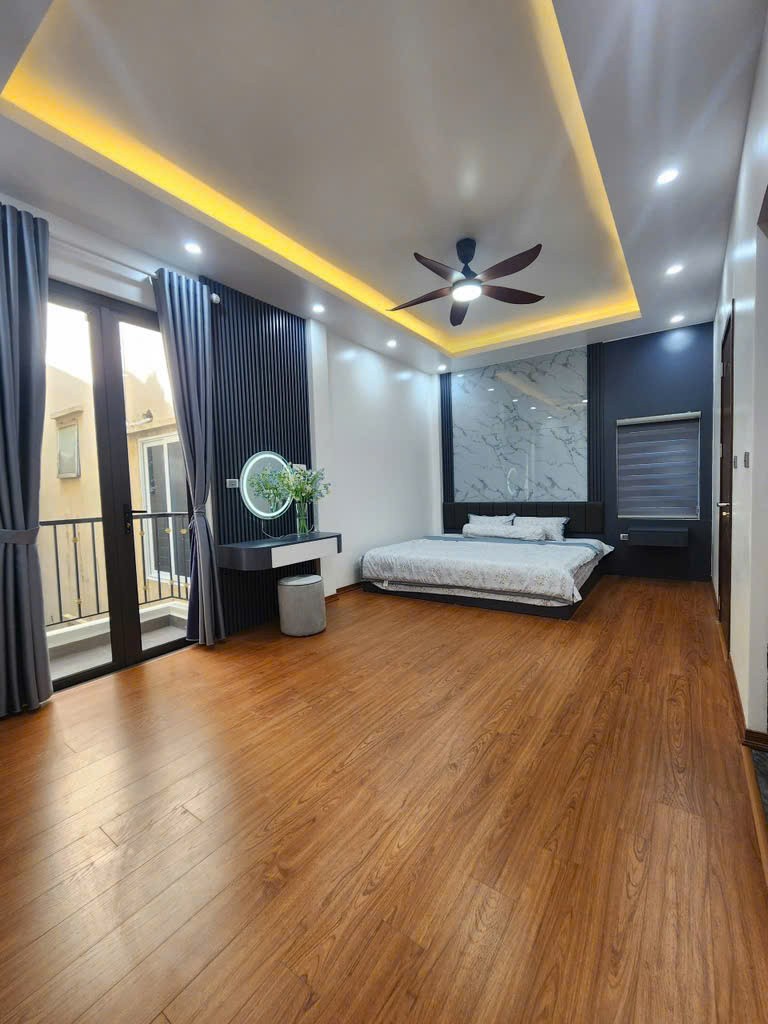 Cần bán Nhà mặt tiền đường Minh Khai, Phường Minh Khai, Diện tích 56m², Giá 9.85 Tỷ