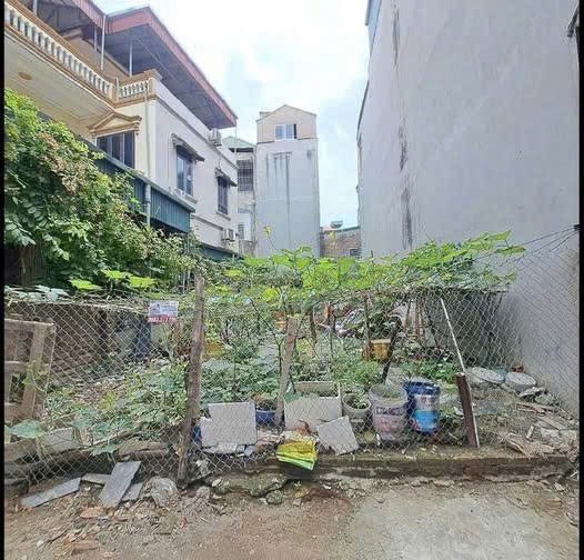 Cần bán Đất đường Dương Văn Bé, Phường Vĩnh Tuy, Diện tích 60m², Giá 13.2 Tỷ 2