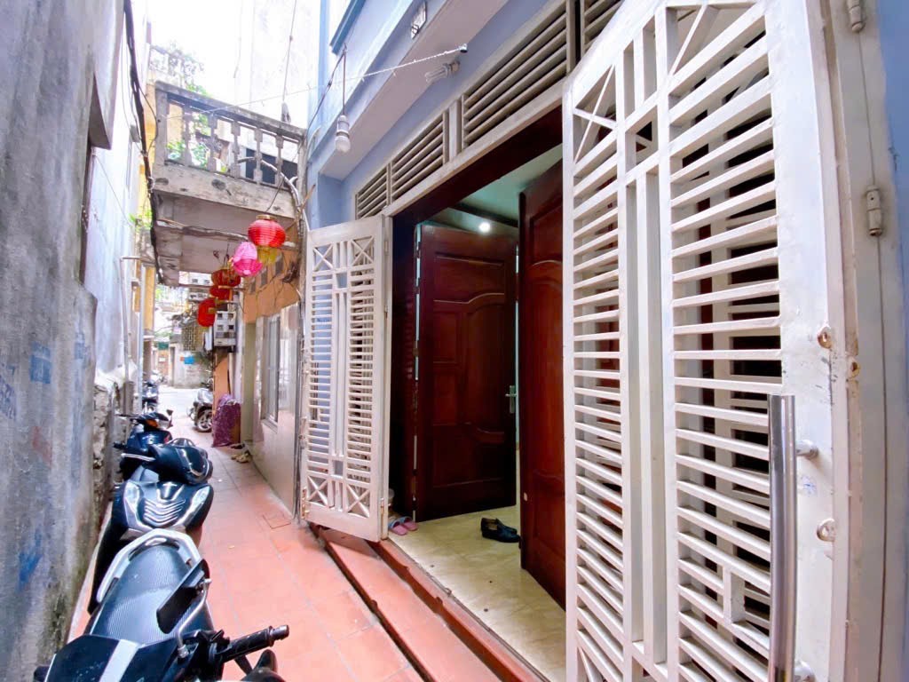 Cần bán Nhà mặt tiền đường Minh Khai, Phường Minh Khai, Diện tích 51m², Giá 11 Tỷ 5