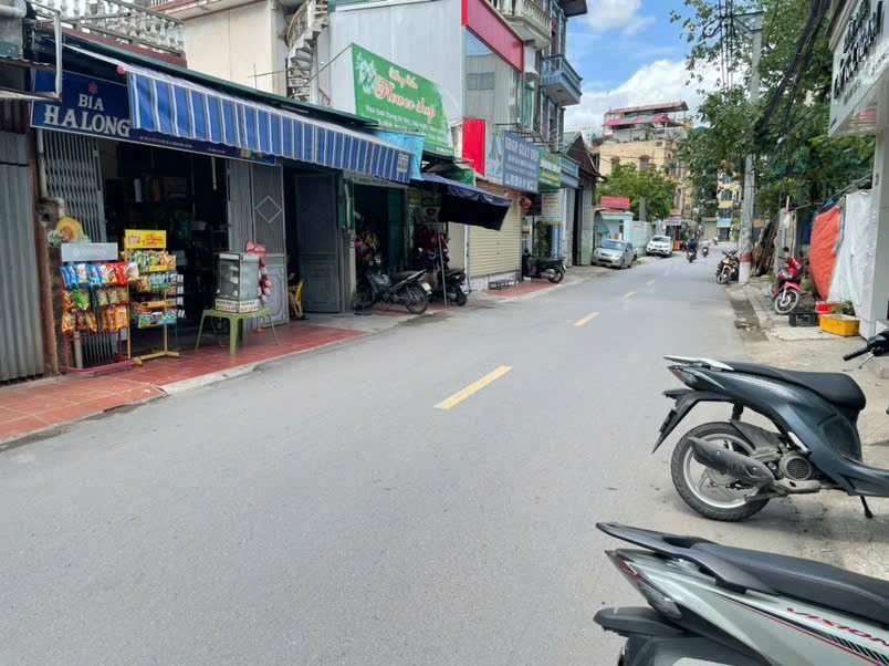 Cần bán Đất đường Yên Sở, Phường Yên Sở, Diện tích 60m², Giá 13.9 Tỷ 2