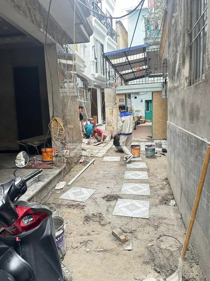 Bán Nhà  Láng Hạ 30/33m2. 5 tầng. .mặt tiền 3m.giá 7.1 tỷ  Đống Đa Hà Nội 4