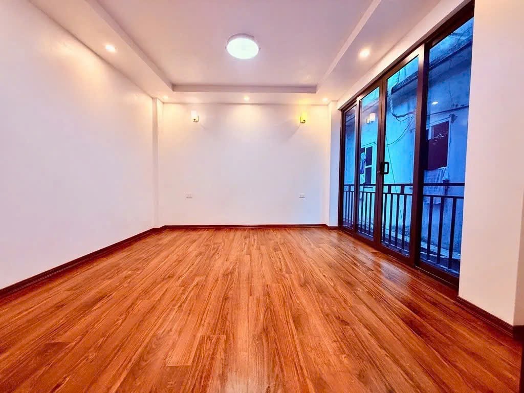 Bán Nhà Nguyễn Lương Bằng 32m2. 5 tầng. mặt tiển 3m. giá 8.6 tỷ Đống Đa Hà Nội 5