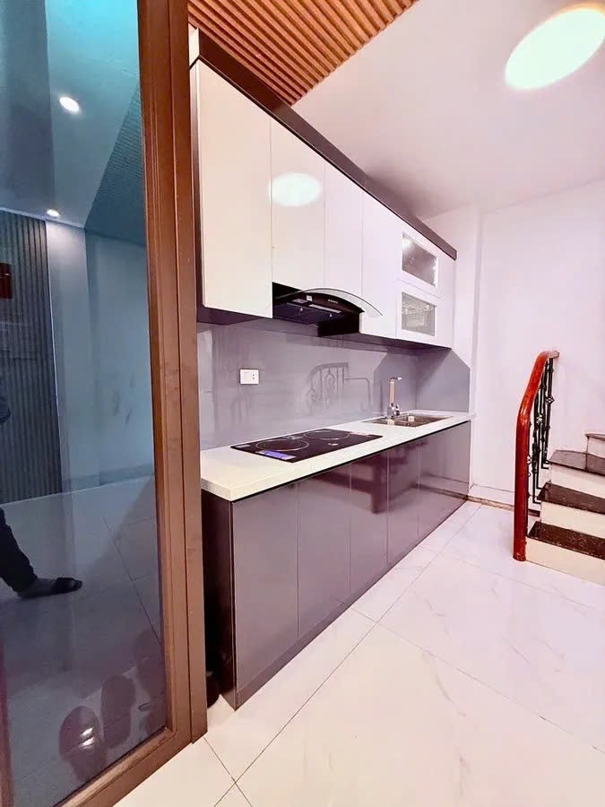 Bán Nhà  Kim Hoa 27m2. 5 tầng. mặt tiền 6.5m. giá  6.9 tỷ Đống Đa hà Nội 2