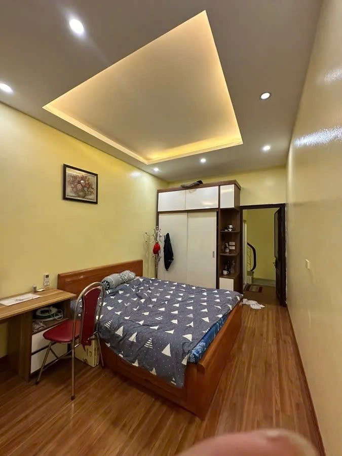 Bán Nhà Cẩm Văn 28m2. 5 tầng. mặt tiền 3.5m giá 6.8 tỷ Đống Đa Hà Nội 4