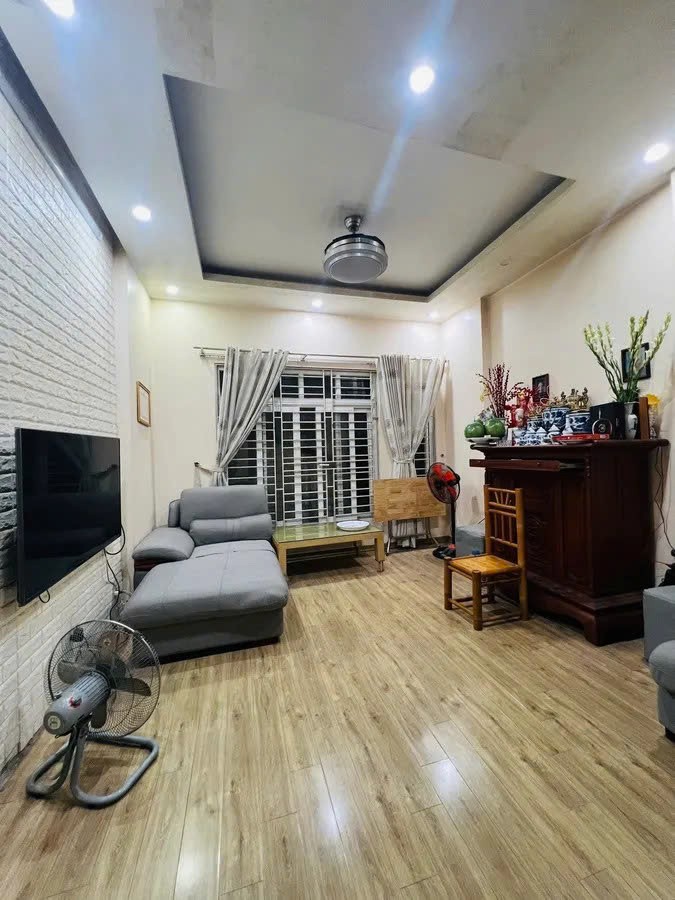 Bán Nhà Trung Liệt 38m2. 5 tầng. mặt tiền 4m giá 8.99 tỷ Đống Đa Hà Nội 2