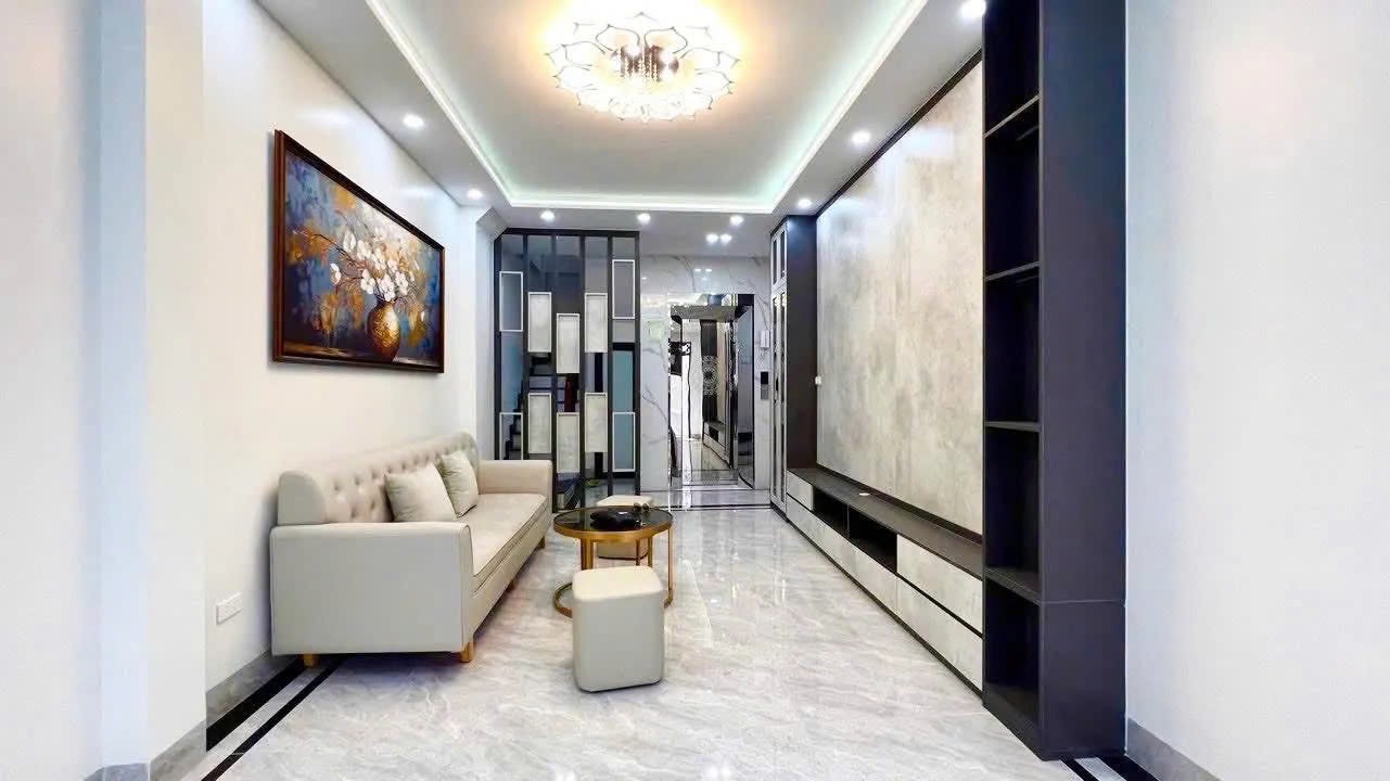 Bán Nhà Trần Khát Chân 41m2. 6 tầng, mặt tiền3.5m giá 8.9 tỷ Hai Bà Trưng Hà