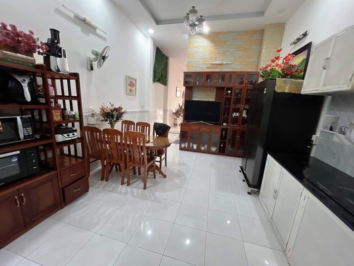 Bán nhà mặt tiền Phạm Thế Hiển, KDC Phú Lợi, 6x20, 4 tầng chỉ 10 tỷ 8 3