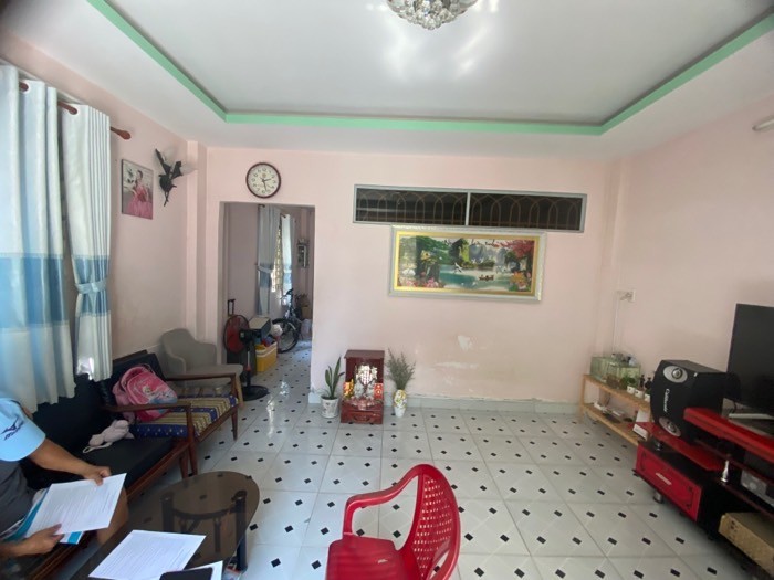 Mặt tiền kinh doanh ngay Bến Bình Đông 7x29 chỉ 11 tỷ 3 3
