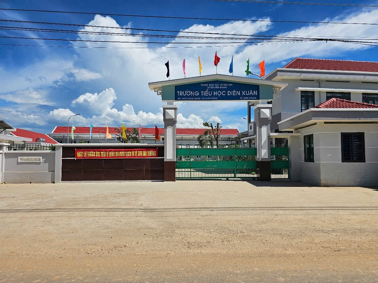 Bán đất Diên Xuân thôn Xuân Trung mặt tiền đường nhựa QH 16m - đường vào hồ Đồng Mộc 5