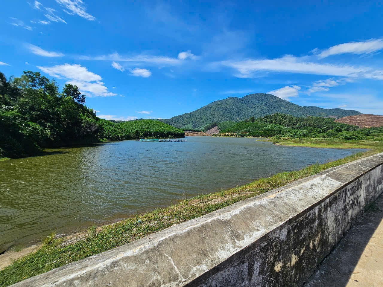 Bán đất Diên Xuân thôn Xuân Trung mặt tiền đường nhựa QH 16m - đường vào hồ Đồng Mộc 6