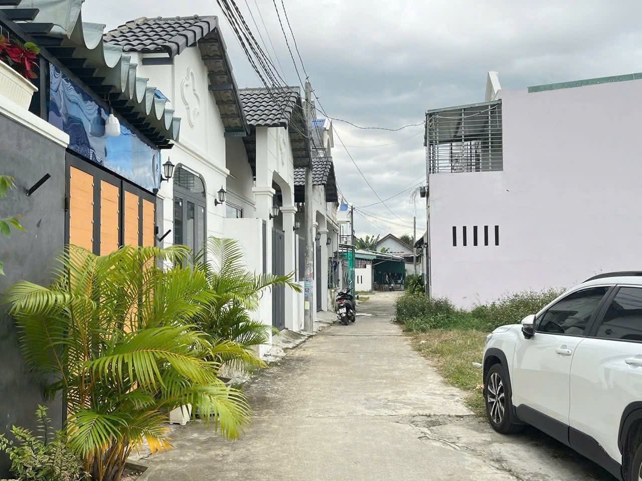 Bán nhà 2 tầng Diên Phú - thôn 4 hẻm đường Mương Thảo - đã hoàn công