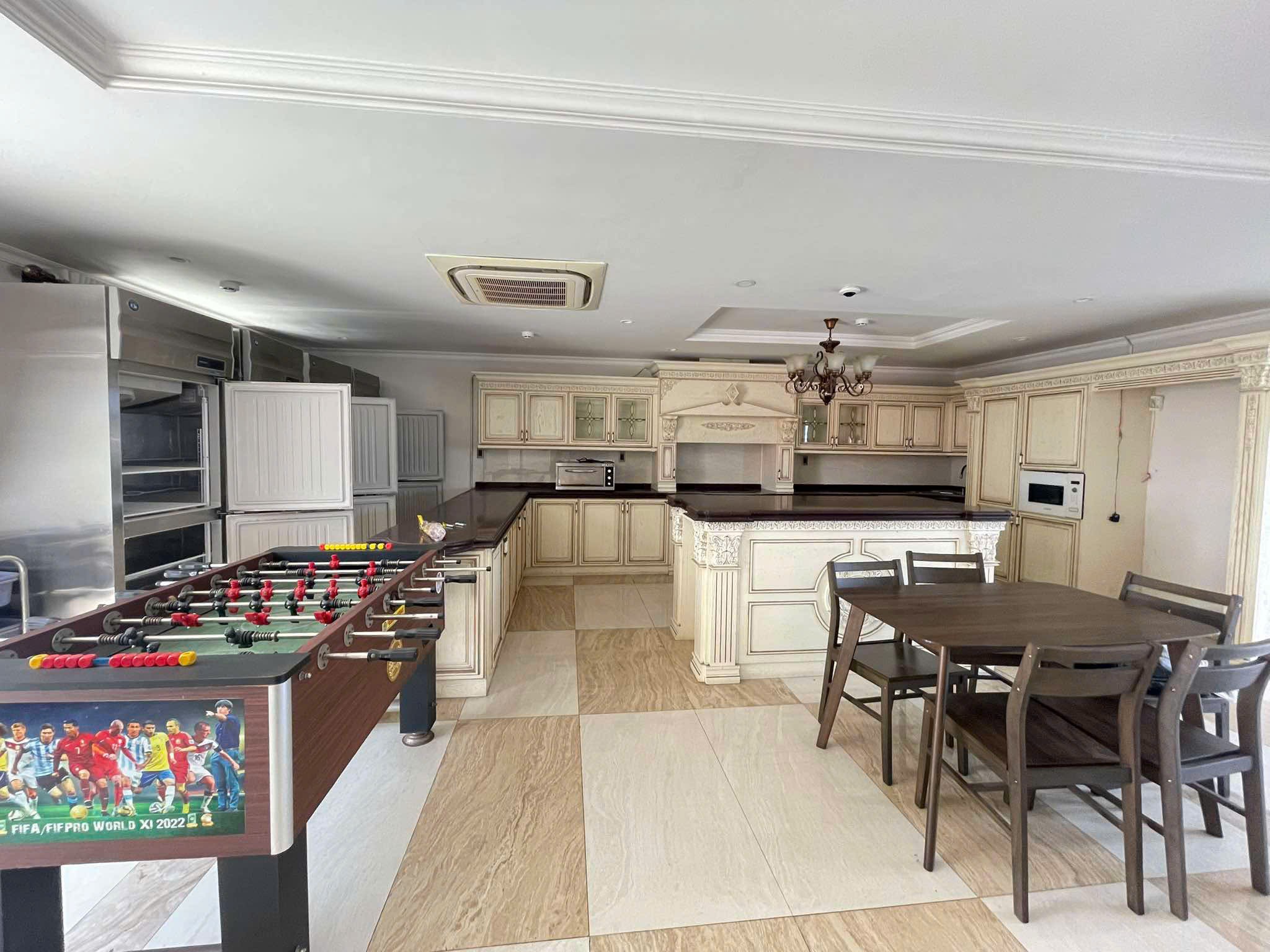 TOÀ NHÀ VĂN PHÒNG 1 HẦM 7 TẦNG 1200m2 SÀN – TRUNG TÂM QUẬN 10 – ĐƯỜNG SƯ VẠN HẠNH 10