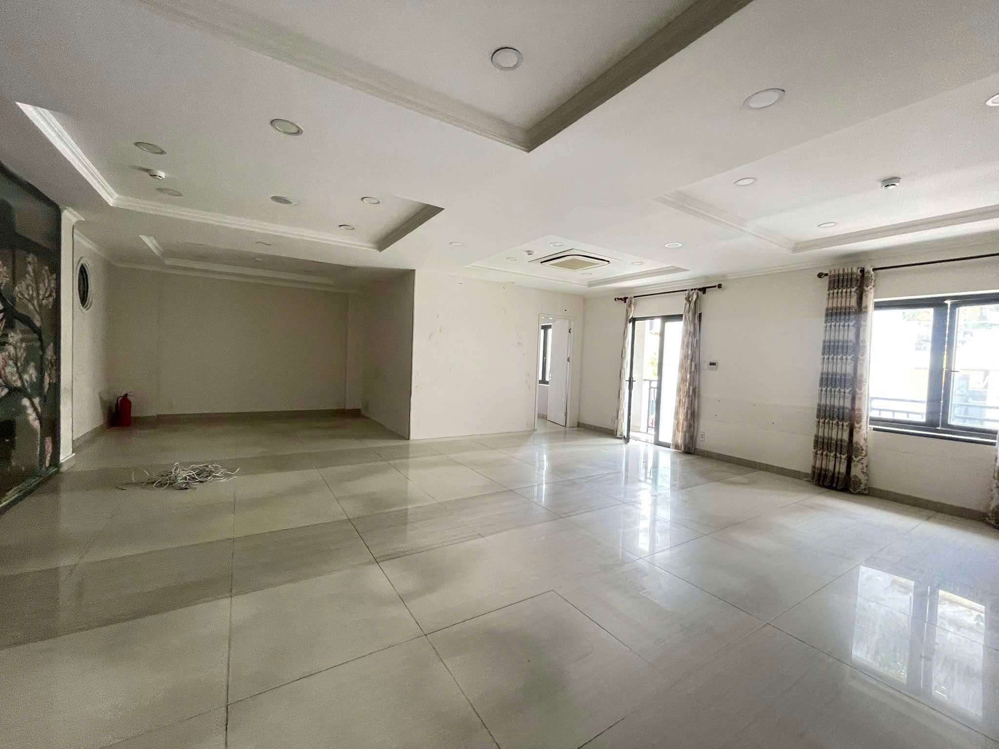 TOÀ NHÀ VĂN PHÒNG 1 HẦM 7 TẦNG 1200m2 SÀN – TRUNG TÂM QUẬN 10 – ĐƯỜNG SƯ VẠN HẠNH 5