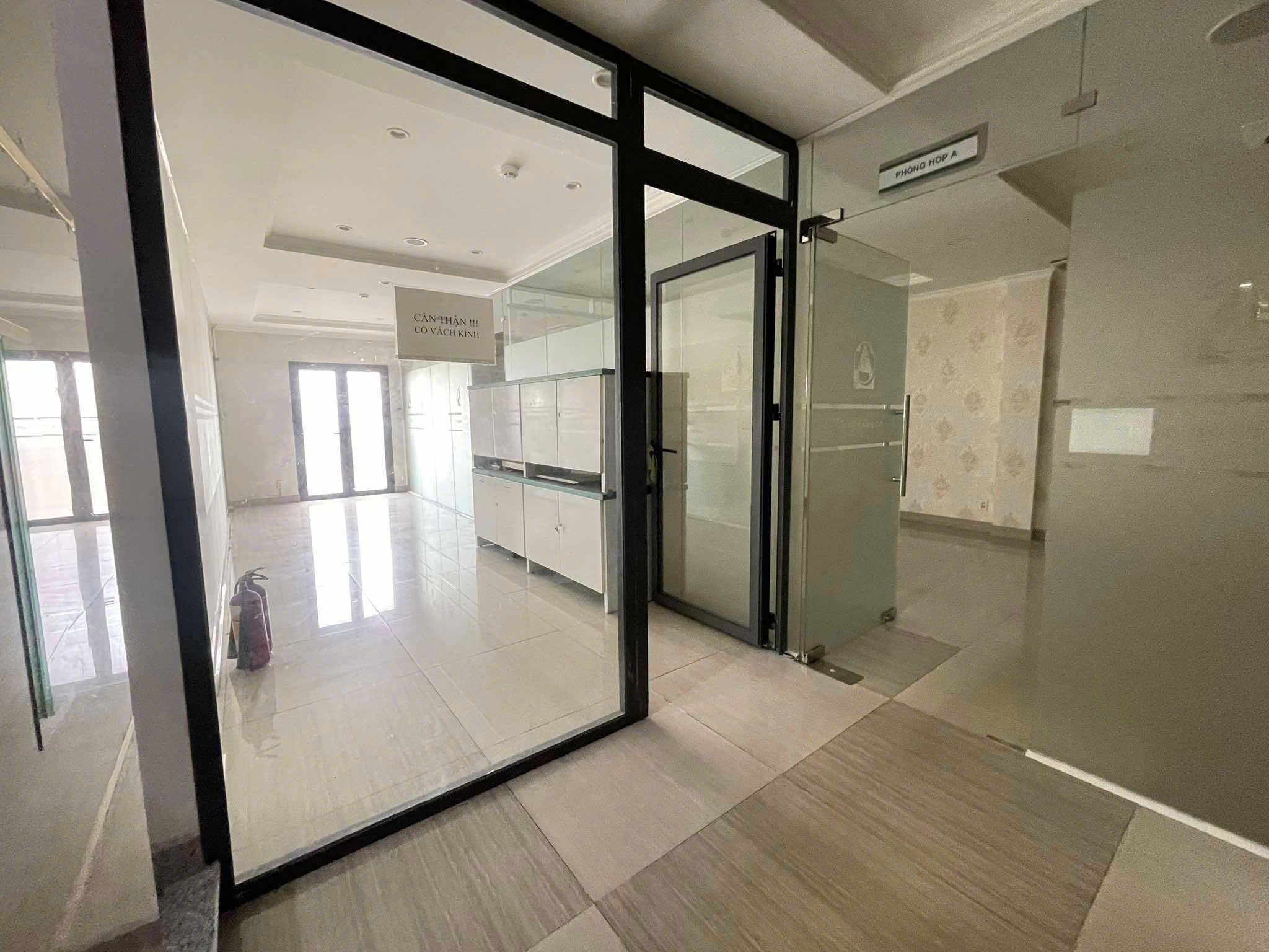 TOÀ NHÀ VĂN PHÒNG 1 HẦM 7 TẦNG 1200m2 SÀN – TRUNG TÂM QUẬN 10 – ĐƯỜNG SƯ VẠN HẠNH 4