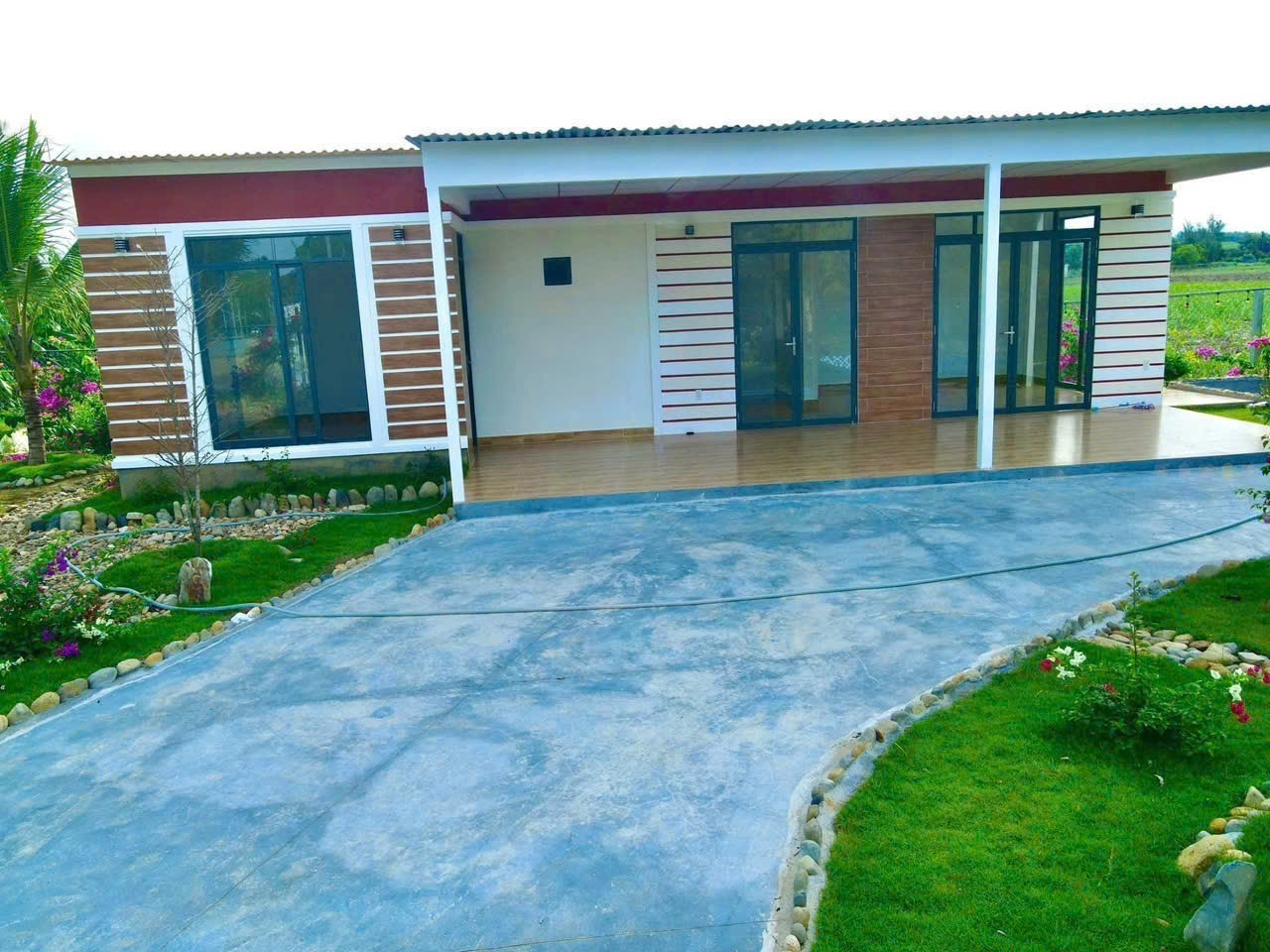 Bán nhà vườn Diên Đồng gần sông mát mẻ - đường bê tông 5m thông điện nước đầy đủ gần khu dân cư 7