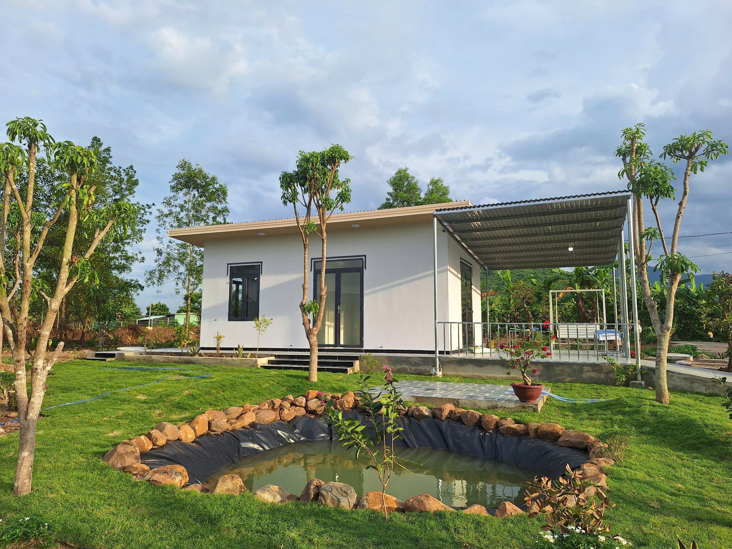 Bán nhà vườn Diên Thọ thôn Lễ Thạnh gần Tỉnh Lộ 2 - có thổ cư điện nước đầy đủ dân cư đông 2