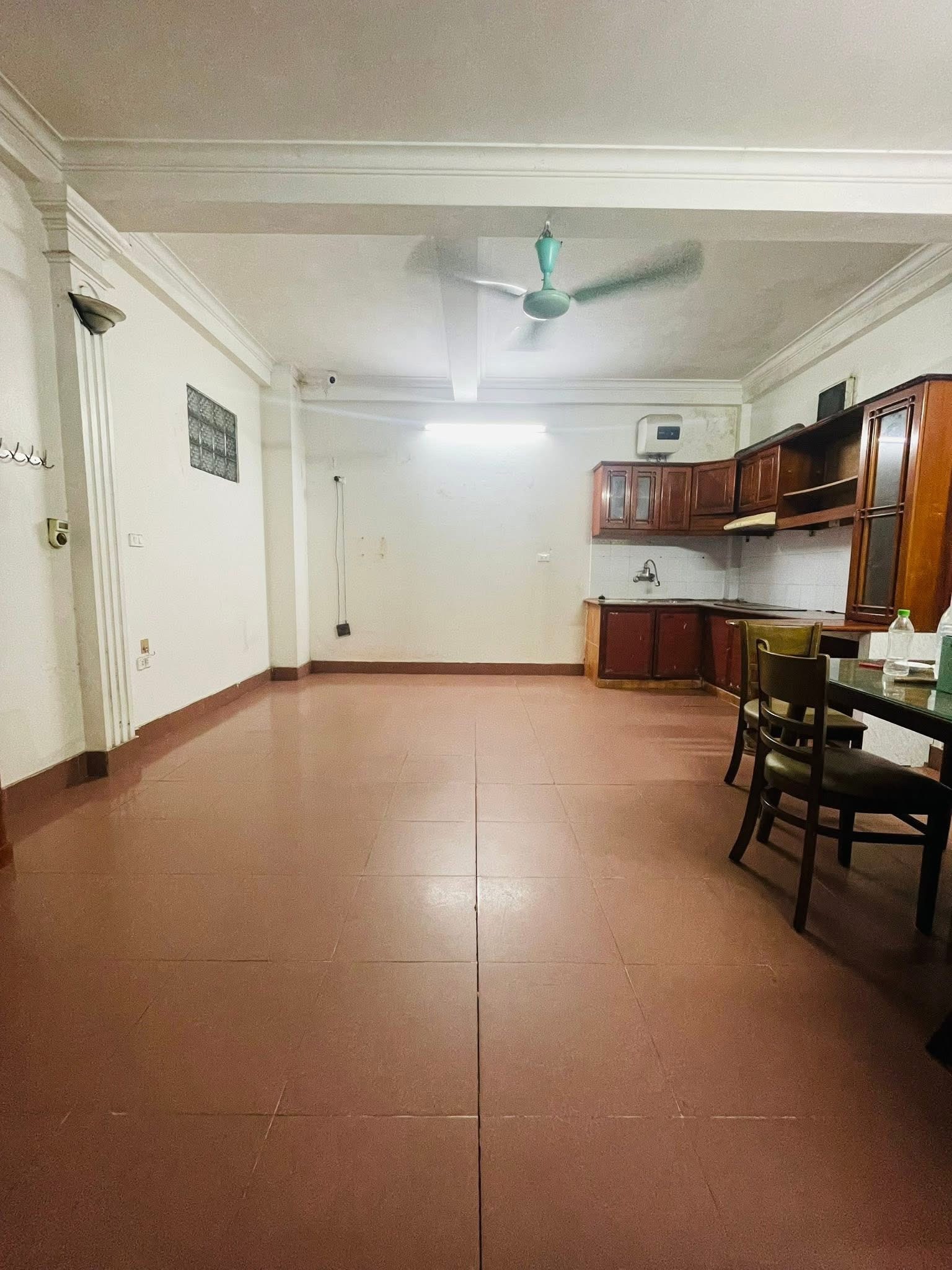 Chính chủ bán nhà Đội Cấn, Liễu Giai - trung tâm Ba Đình 8