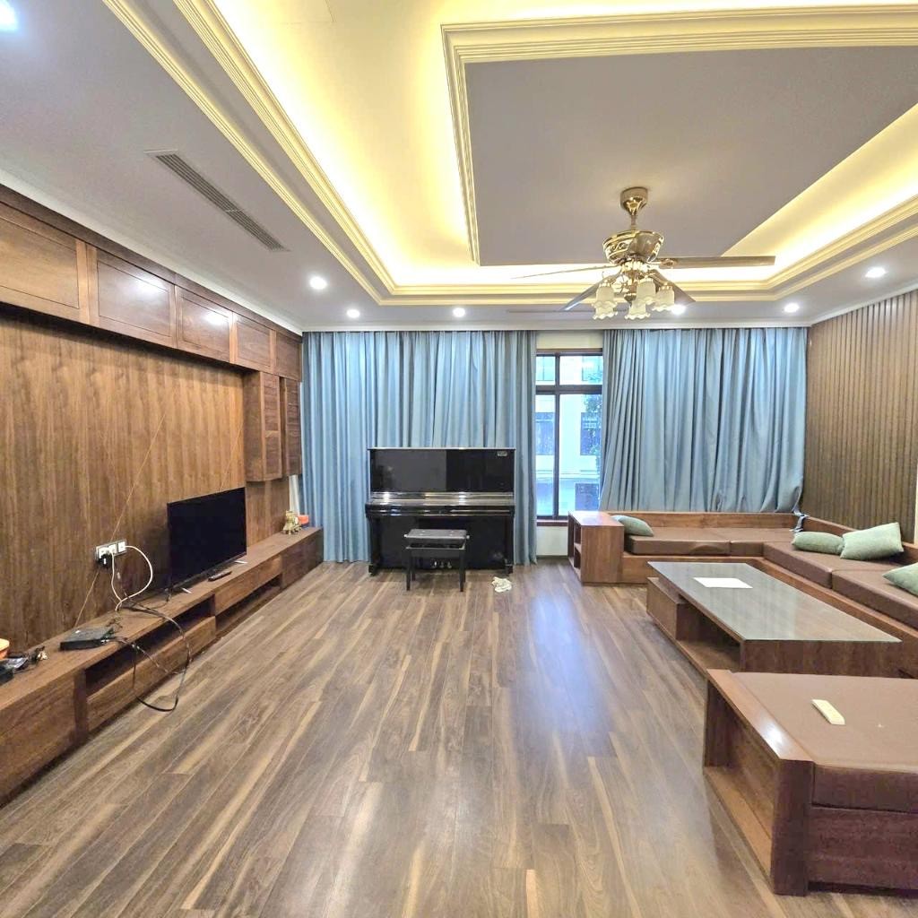 Bán nhà Hạ Yên Quyết, Cầu Giấy. Nhà đẹp 2 mặt thoáng, NGÕ Ô TÔ, MẶT TIỀN RỘNG _ 45m2/5T chỉ 11.8tỷ 2