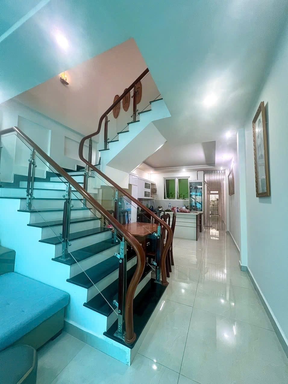 CẦN TIỀN BÁN GẤP NHÀ SRXD ĐƯỜNG KIM ĐỒNG, ĐÀ LẠT GIÁ 6.5 TỶ 3