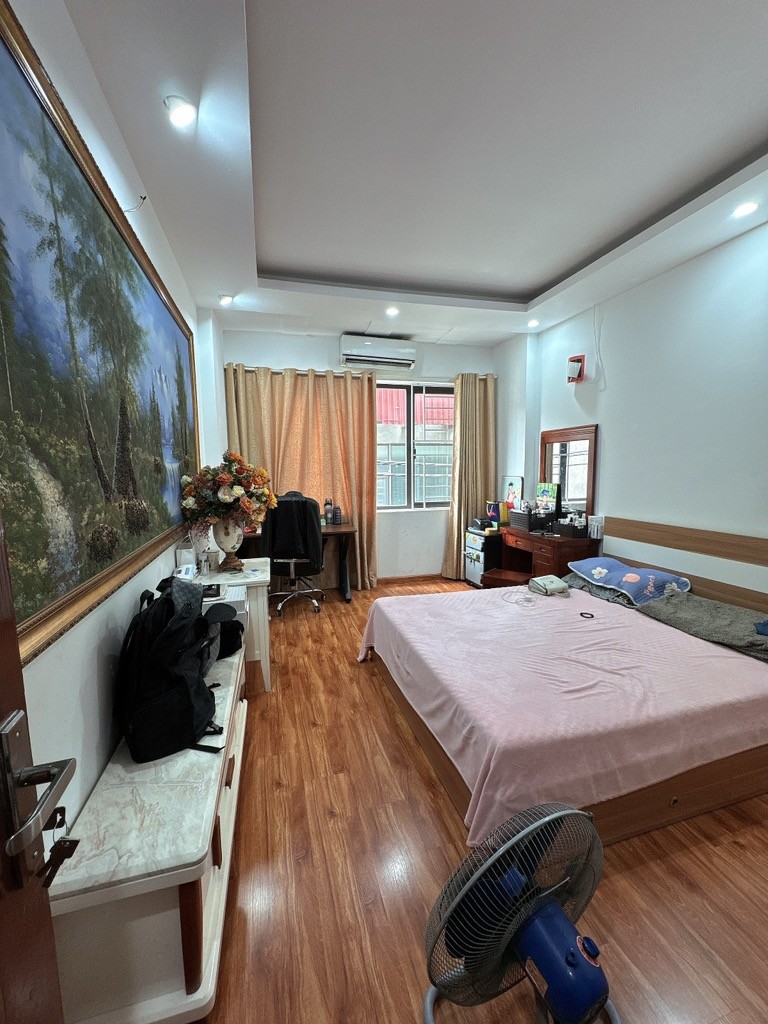 BÁN NHÀ BỒ ĐỀ 10 tỷ 45m NGÕ THÔNG Ô TÔ,SÁT MẶT PHỐ,LONG BIÊN HÀ NỘI 5
