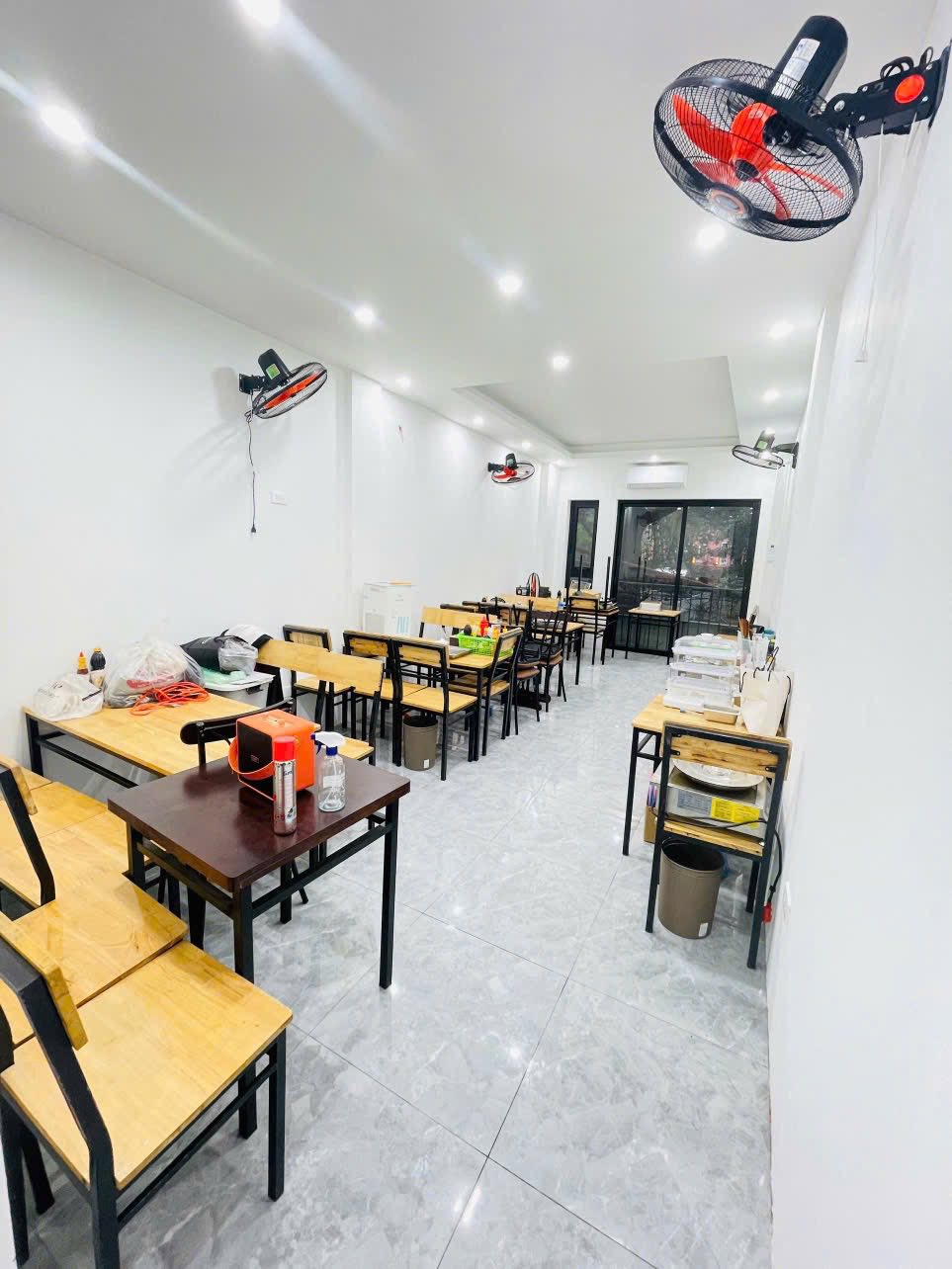 BÁN NHÀ TRUNG TÂM ĐỐNG ĐA NHÀ ĐẸP - KINH DOANH SẦM UẤT - VĂN PHÒNG - CỬA HÀNG - SPA 4 TẦNG 14 TỶ 3