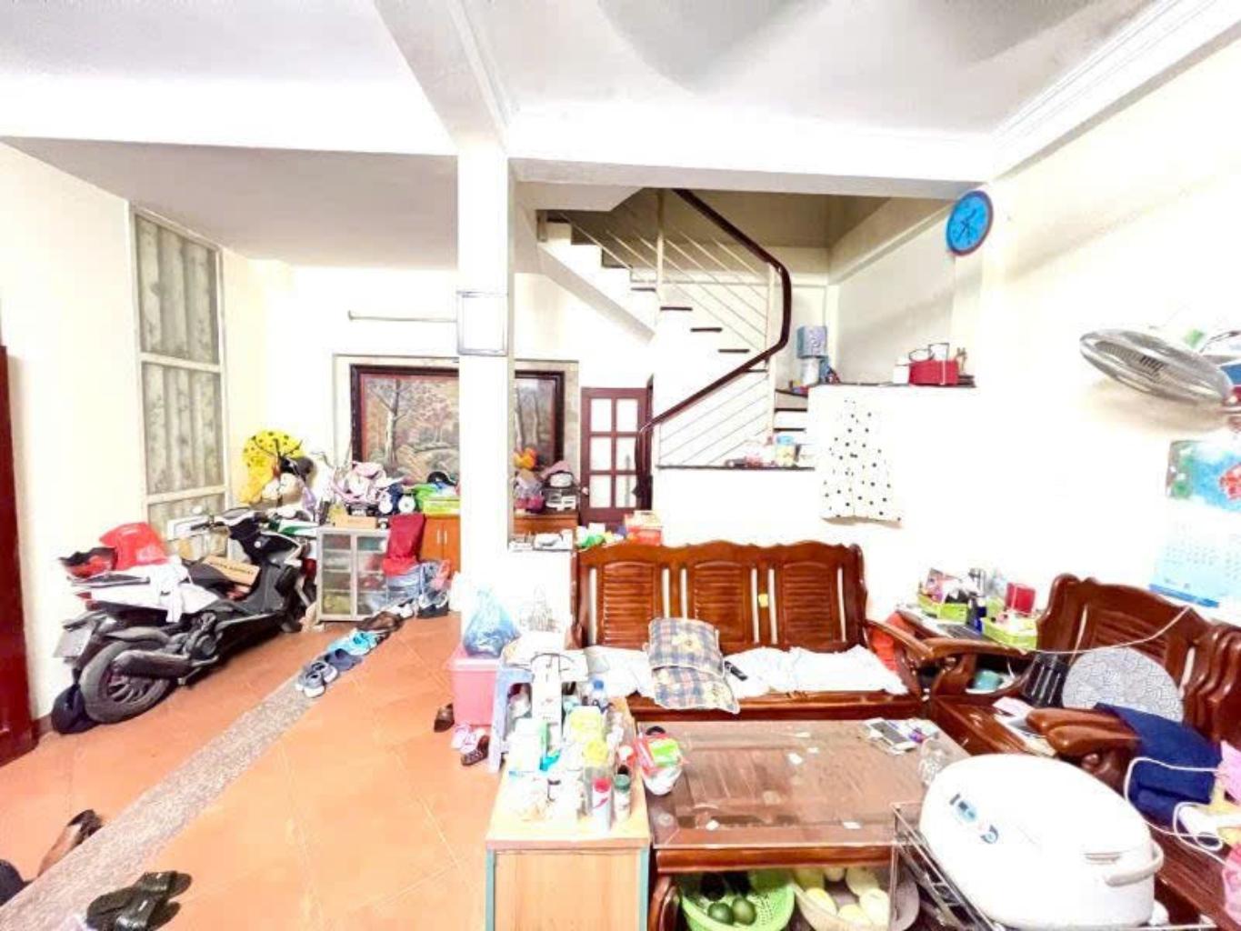 Bán nhà Phan Kế Bính, Ba Đình, phân lô, 35m2, 5 tầng, Mt 5.8m, chỉ 9.1 tỷ 2