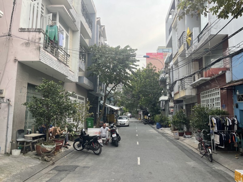 Bán nhà Mặt tiền ngay Lý Phục Man, Quận 7, 152m2 (6x25), 3 Tầng 9 phòng, hiện 19.9 tỷ 5