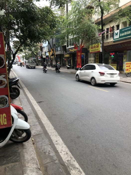 CẦN BÁN NHÀ MẶT PHỐ THỤY KHUÊ-VỈA HÈ RỘNG-LÔ GÓC-KINH DOANH SẦM UẤT-30M 12xTỶ