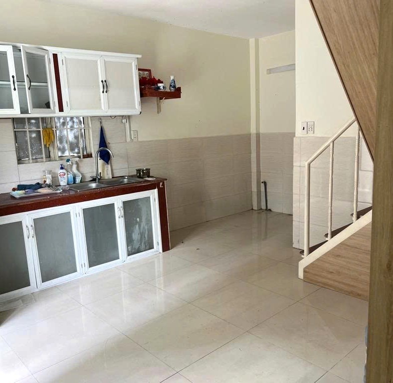 BÁN NHÀ 2 TẦNG MỚI KENG - GẦN CHỢ ĐẦU MỐI - PHƯỜNG HIỆP BÌNH PHƯỚC 40M2 - NHỈNH 3 TỶ 2