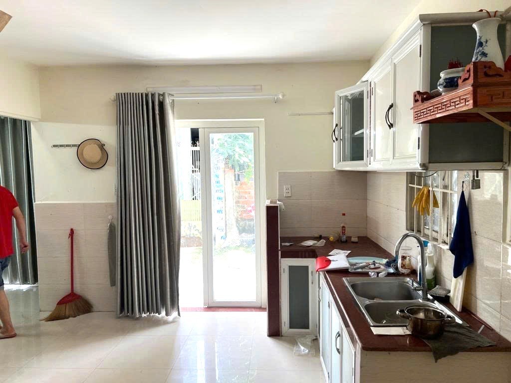 BÁN NHÀ MỚI ĐẸP LUNG LINH 2 TẦNG - ĐƯỜNG SỐ HIỆP BÌNH PHƯỚC - NGANG 6.8M - CHỈ 3 TỶ NHỈNH 2