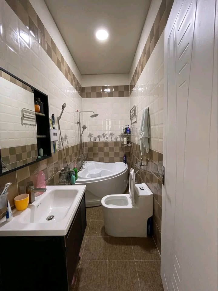 Bán Nhà Phố - Đã Hoàn Công Nguyễn Công Trứ, P8, Đà Lạt gần Đại Học Đà Lạt 10,9 tỷ 5