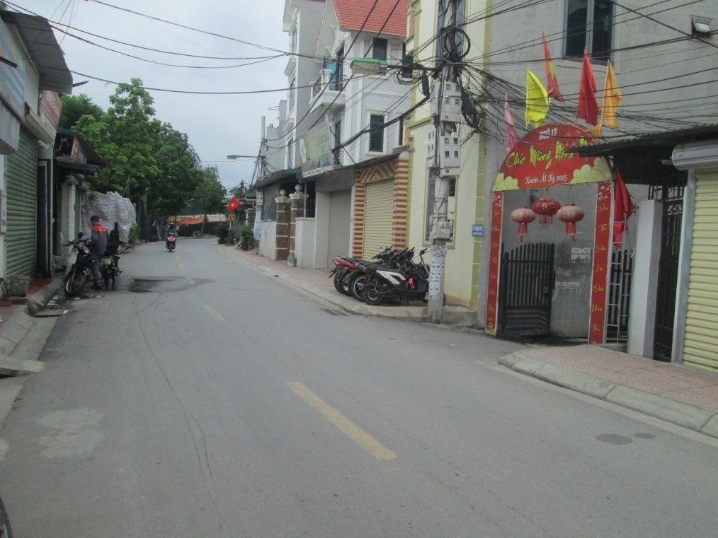 Hơn 6 tỷ nhà mặt phố Tả Thanh Oai ô tô tránh cạnh chợ 65m2x4T. Lh 0989626116 2