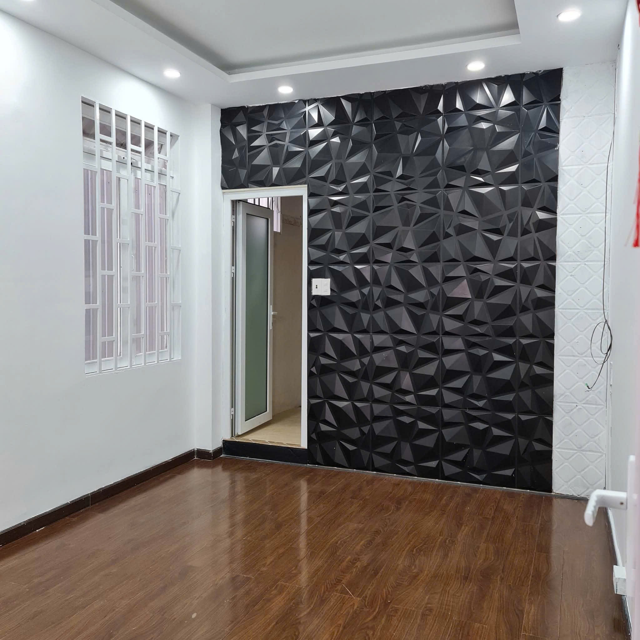 CẦN BÁN NHÀ ĐẸP CÁCH CHỢ NGÔ QUYỀN 100m TRUNG TÂM TP. ĐÀ LẠT – VỊ TRÍ ĐẸP 5
