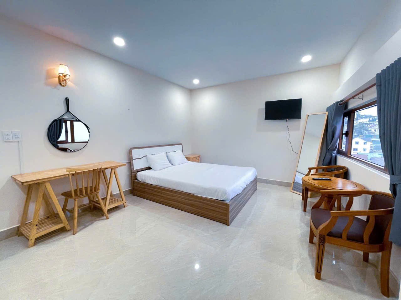 CẦN BÁN HOMESTAY 85m2 MẶT TIỀN ĐƯỜNG Ô TÔ NGÔ THÌ NHẬM, P4, ĐÀ LẠT 7.2 TỶ 3