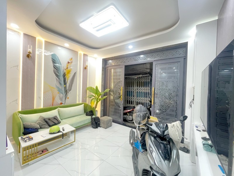 Bán nhà đẹp 4 tầng Nguyễn Văn Quỳ, Quận 7, 36m2 (4.5x8) chỉ 4.99 tỷ