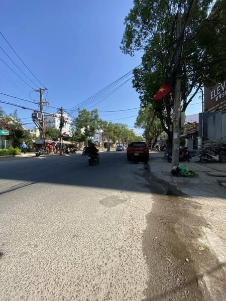 Cần tiền Bán gấp Lô Đất XD gần trung tâm đường Phù Đổng Thiên Vương, Đà Lạt giá 8.7 tỷ -> 7.2 tỷ 2