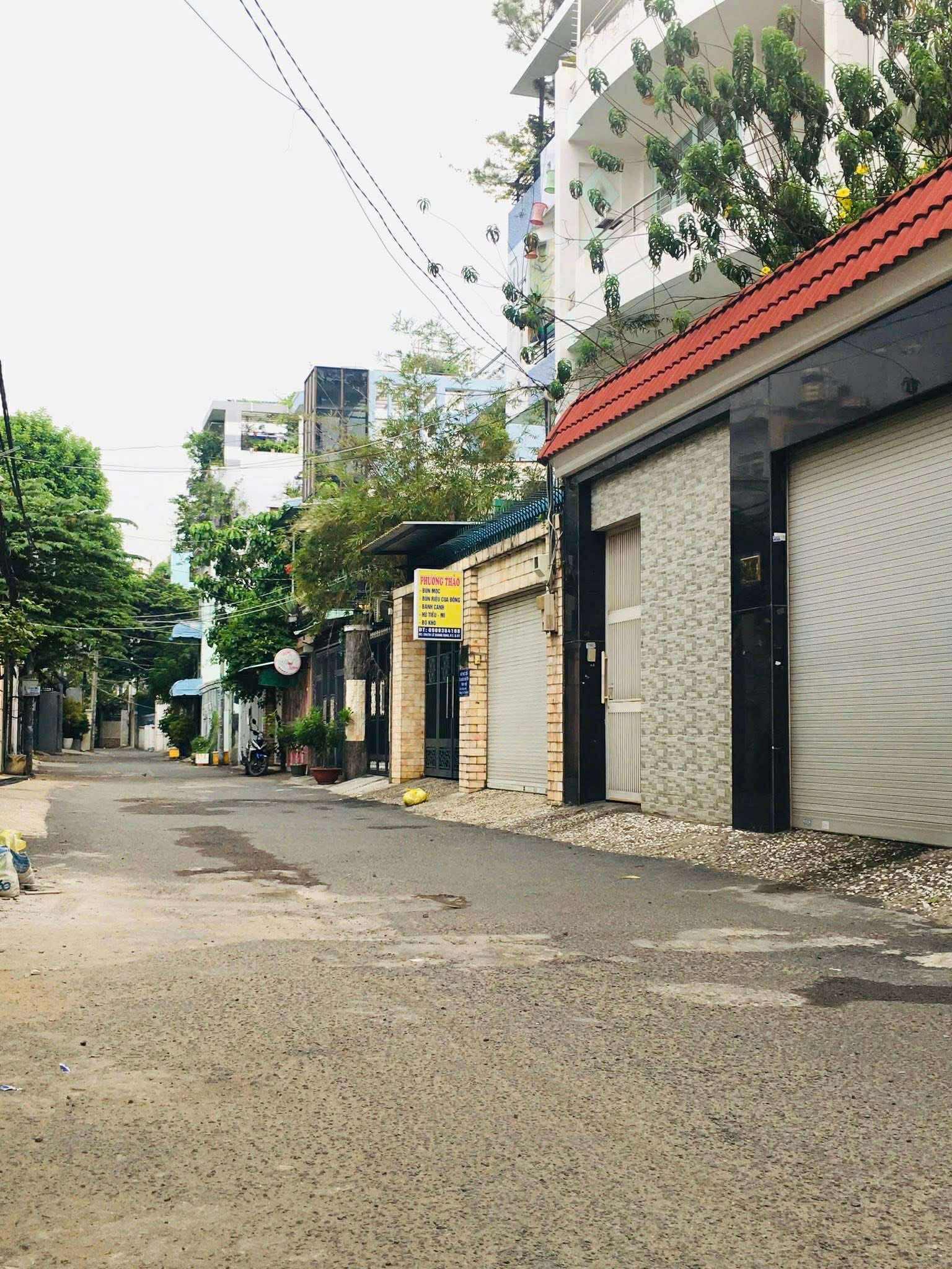 NHÀ LÊ QUANG ĐỊNH 4 TẦNG 135m2 NỞ HẬU, 7 PN ĐANG CHO THUÊ - GIÁ 19.9 TỶ